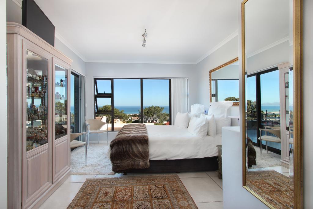 The Nantucket Hotel Hermanus Bagian luar foto
