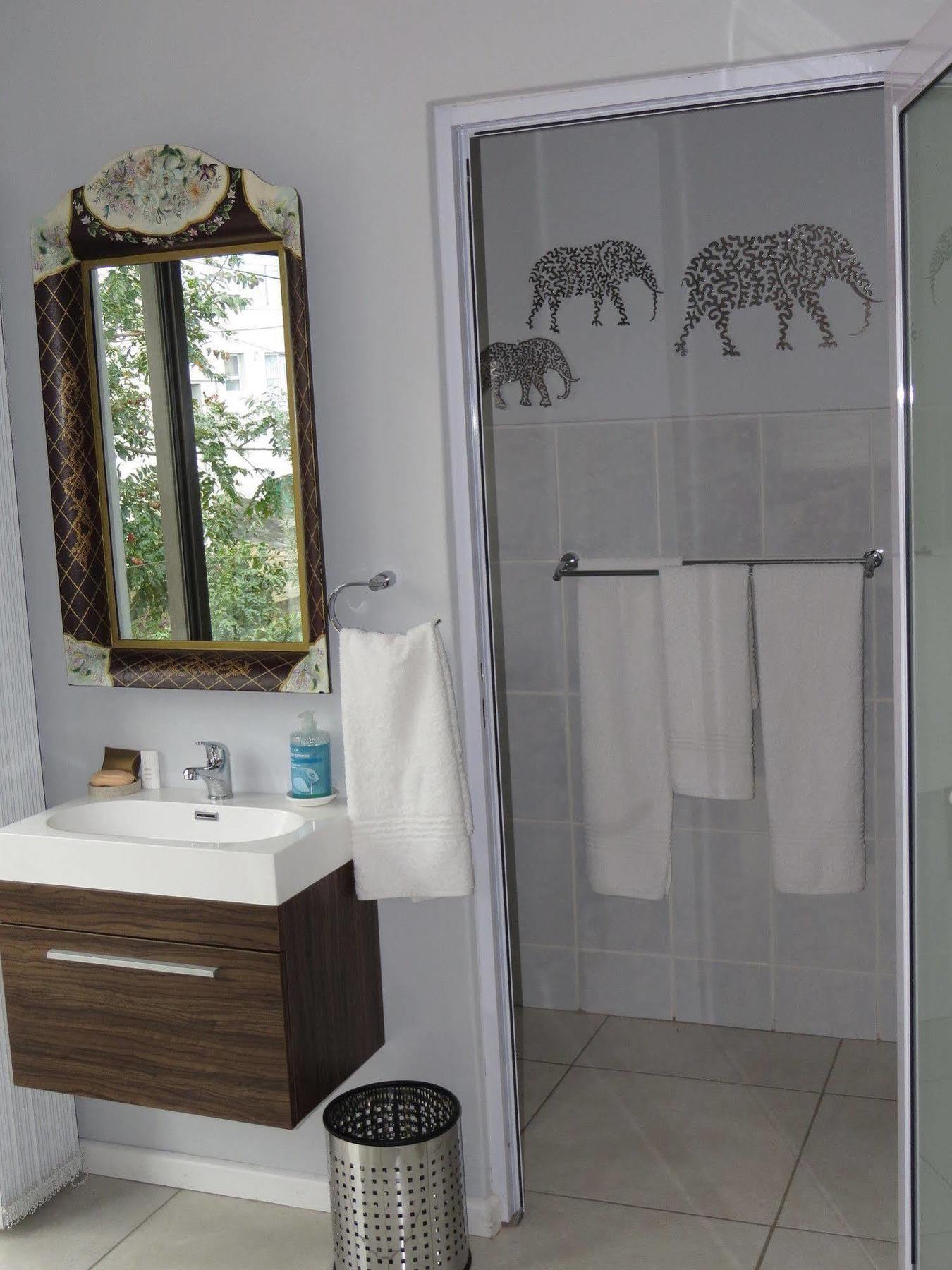 The Nantucket Hotel Hermanus Bagian luar foto