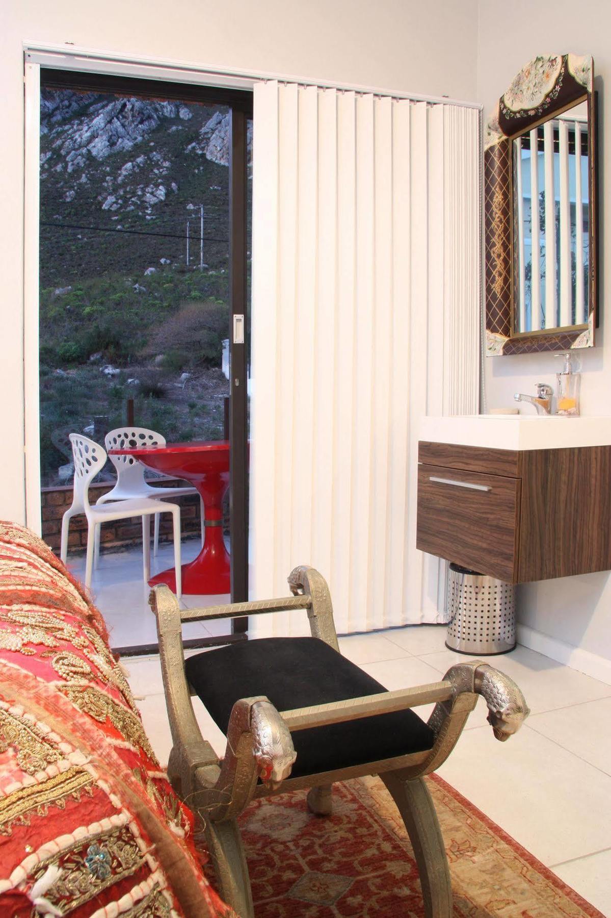 The Nantucket Hotel Hermanus Bagian luar foto